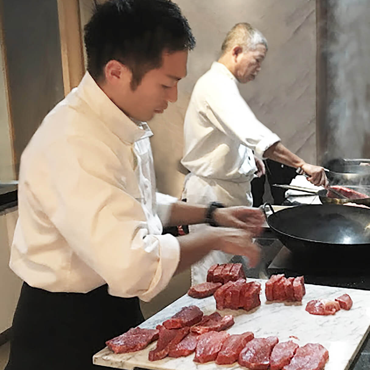 料理のハサミ お肉